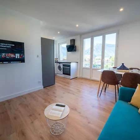 3 Chambres - 6 Couchages - Vue Imprenable Saint-Martin-dʼHères Exterior foto
